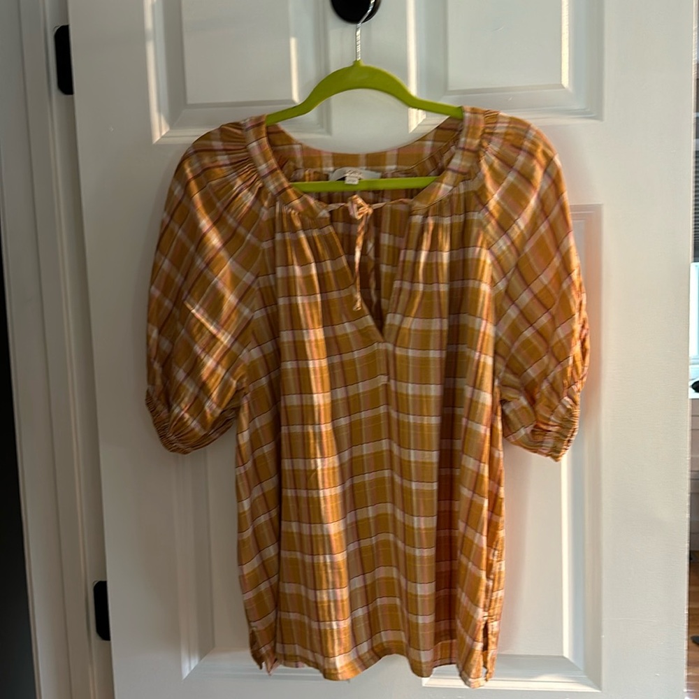 LOFT - Seersucker Tan/white/pink Blouse